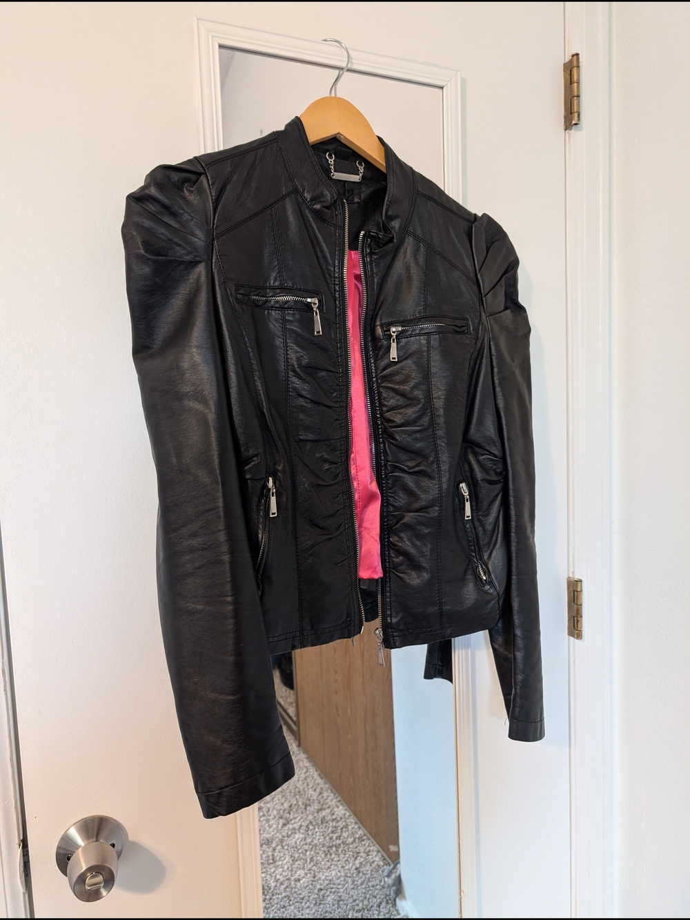 Black Faux Leather Women’s Motorcycle Jacket with Pink Lining Size XL